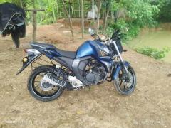 Yamaha FZs